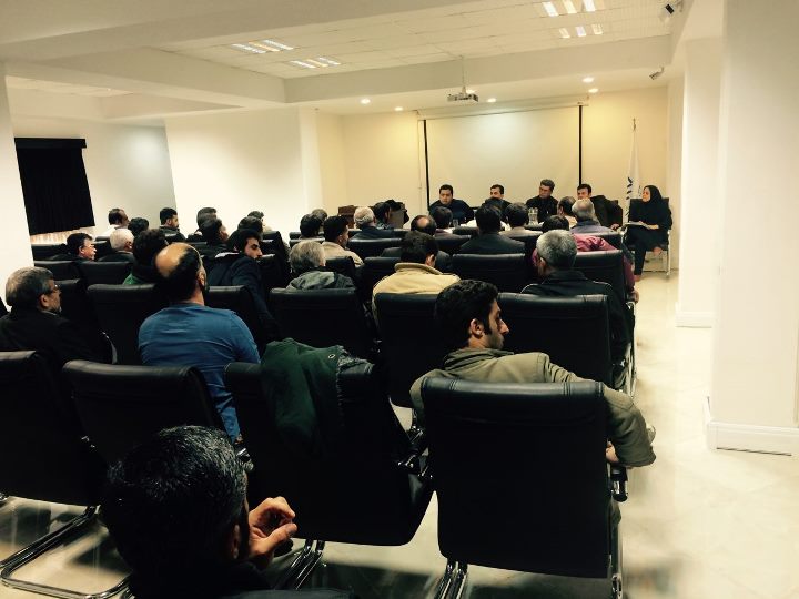 جلسه رئیس وگروه تخصصی مکانیک با پیمانکاران گاز خانگی ناحیه بهشهر
