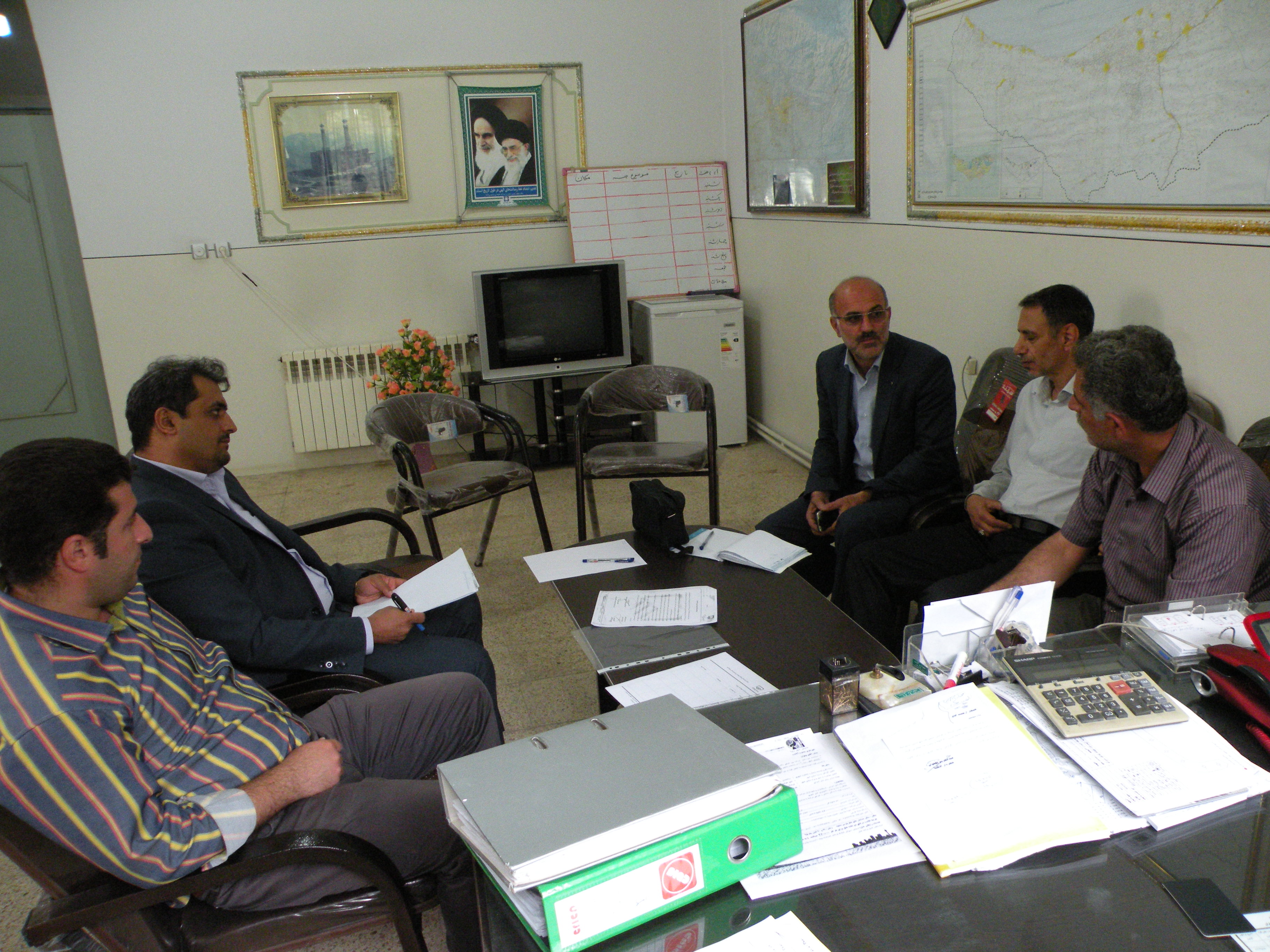 جلسه مشترک سرپرست نظام مهندسی سوادکوه با شورا و شهردار شهر آلاشت
