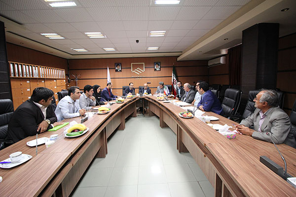 گزارش تصویری/جلسه هم اندیشی نمایندگان کانون های مهندسین استان با مدیرکل سازمان های مهندسی و تشکل های حرفه ای 
